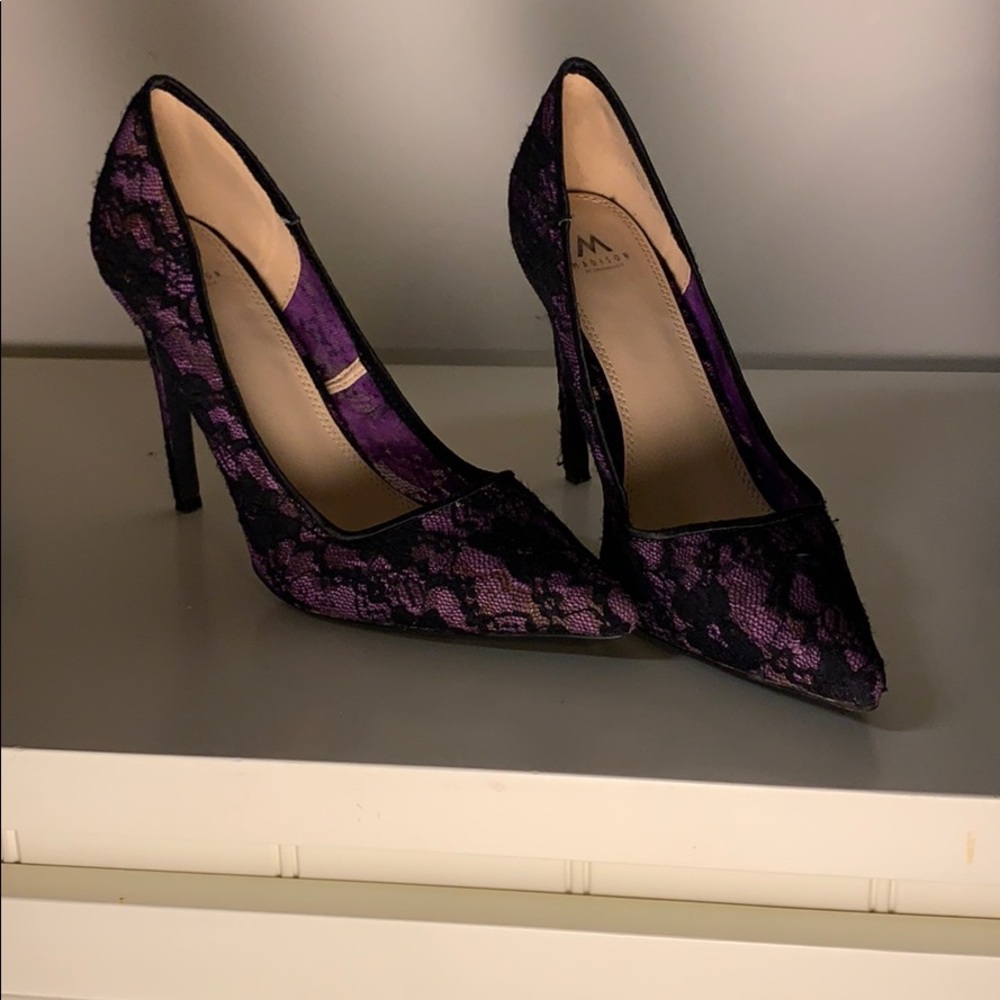 5 in. Purple lace heels